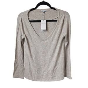 Lemon Beige V-Neck Long Sleeve Top Womens Size Small NWT